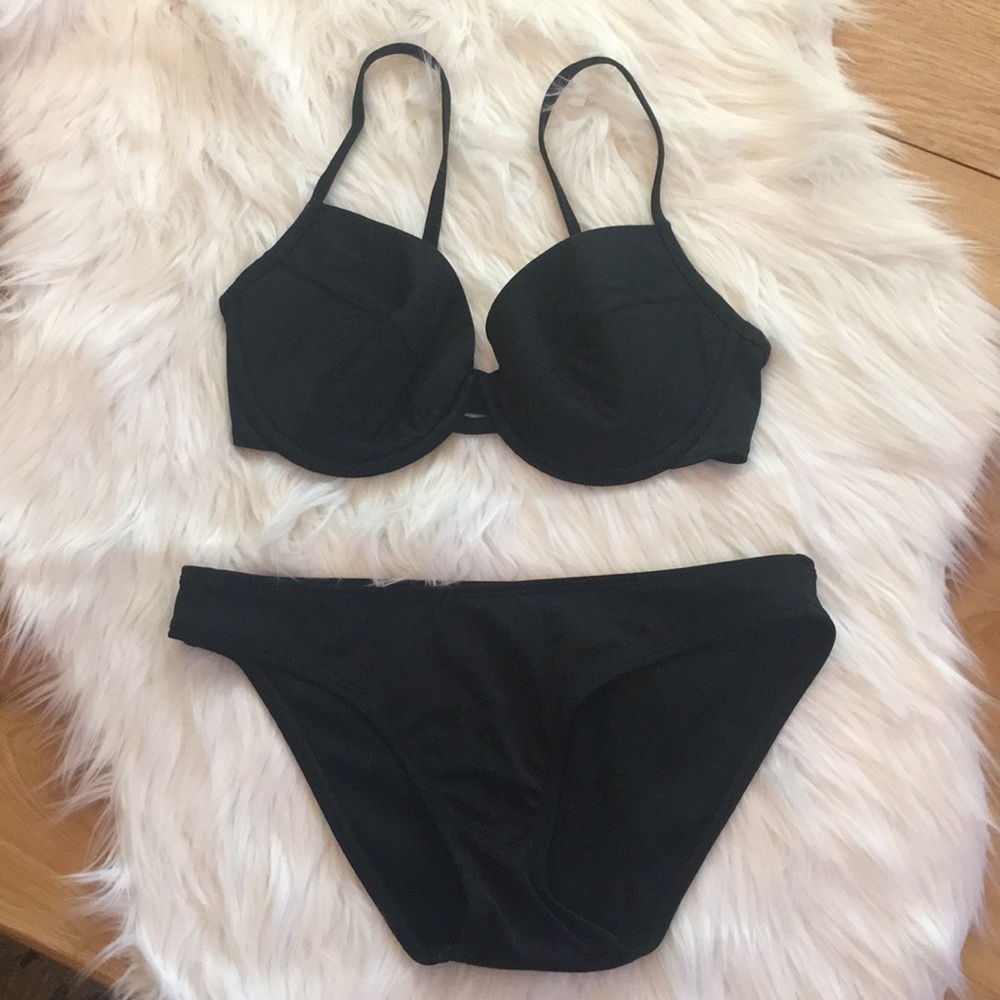 VS black bikini